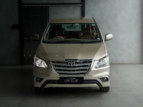2011 Toyota Innova